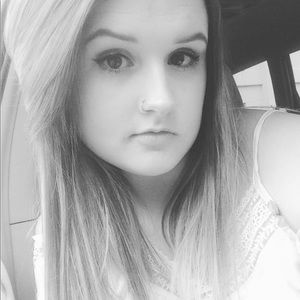 Meet your Posher, Logan